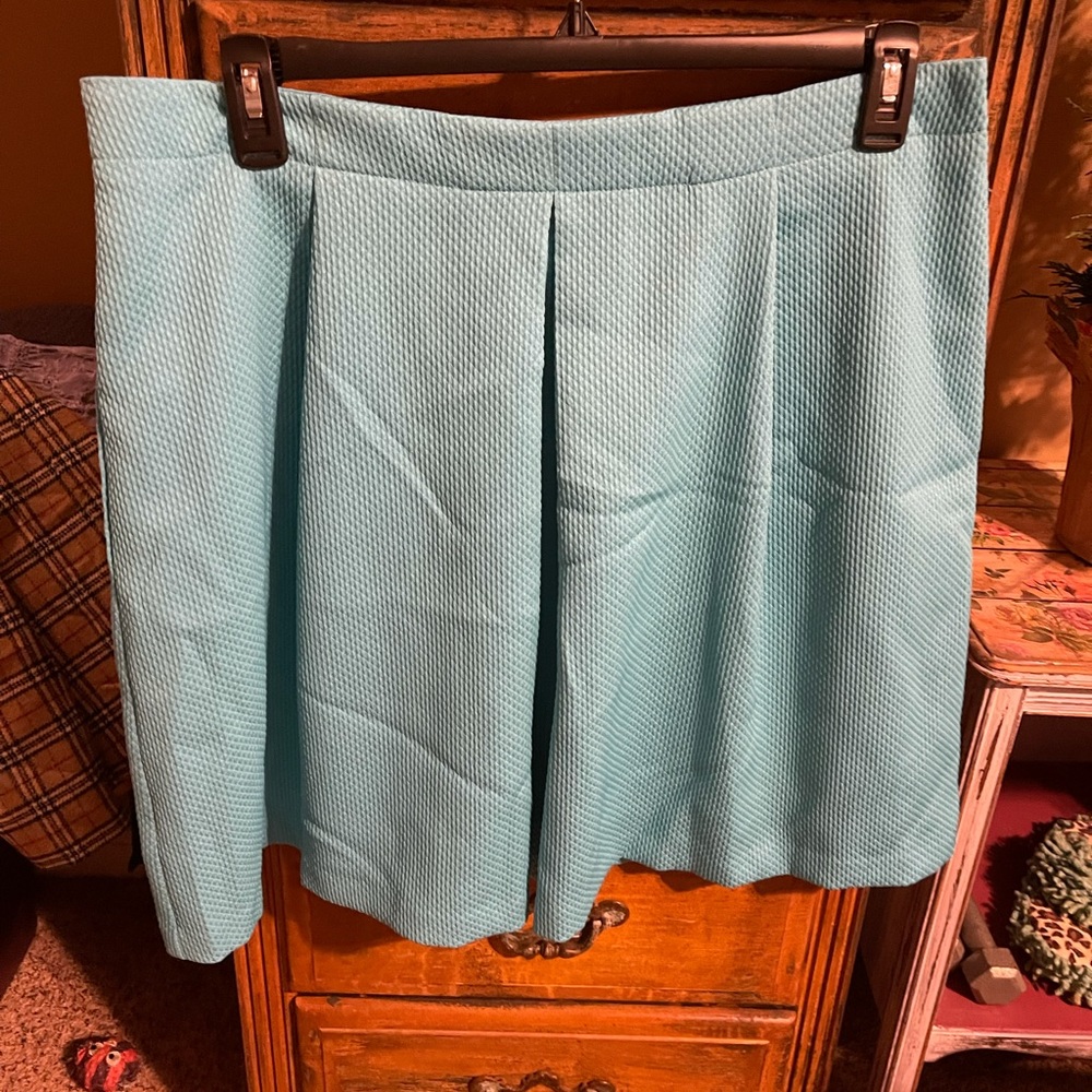 Worthington Skirt Blue Pleated Waffle Above Knee Length Sz 14